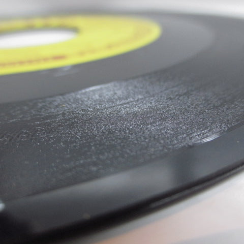 JOHNNY CASH (ジョニー・キャッシュ) - The Ways Of A Woman In Love (US 60s Re)