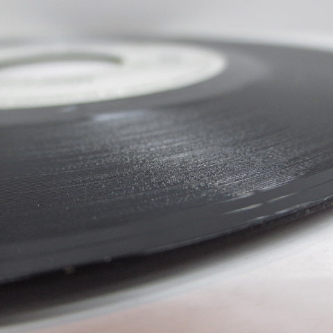 ROY HAMILTON (ロイ・ハミルトン) - She's Got A Heart (Promo)