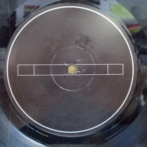 JOY DIVISION (ジョイ・ディヴィジョン) - In Memory In Memory (UK/EU 限定 4xLP+Inner,Insert/Box)