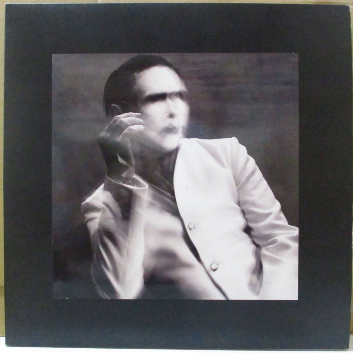 MARILYN MANSON (マリリン・マンソン) - The Pale Emperor (EU 限定ホワイトヴァイナル180g 2xLP+アートプリント3枚/光沢見開きジャケ)