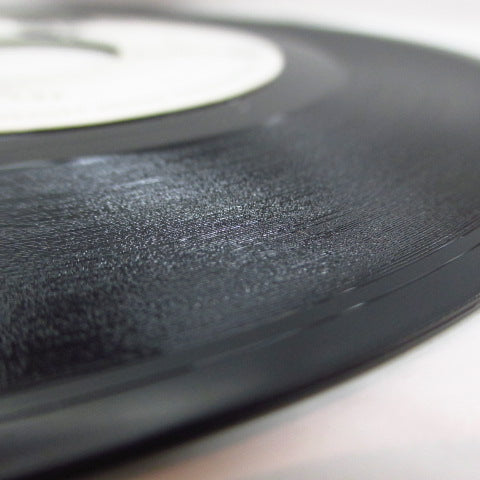 COLD WATER FLAT - Push Me Baby (Promo)