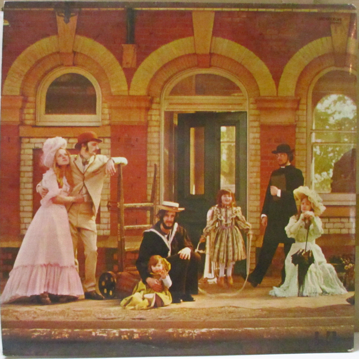 MAN (マン) - Back Into The Future (UK オリジナル 2xLP/両面コーティング見開きジャケ)