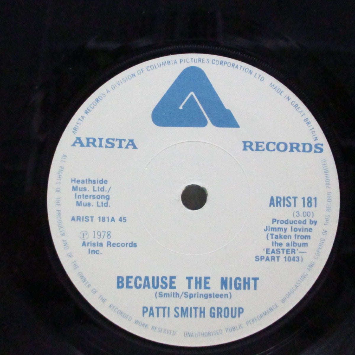 PATTI SMITH GROUP (パティ・スミス・グループ) - Because The Night (UK オリジナル「紙ラベ」7"+光沢固紙ジャケ)