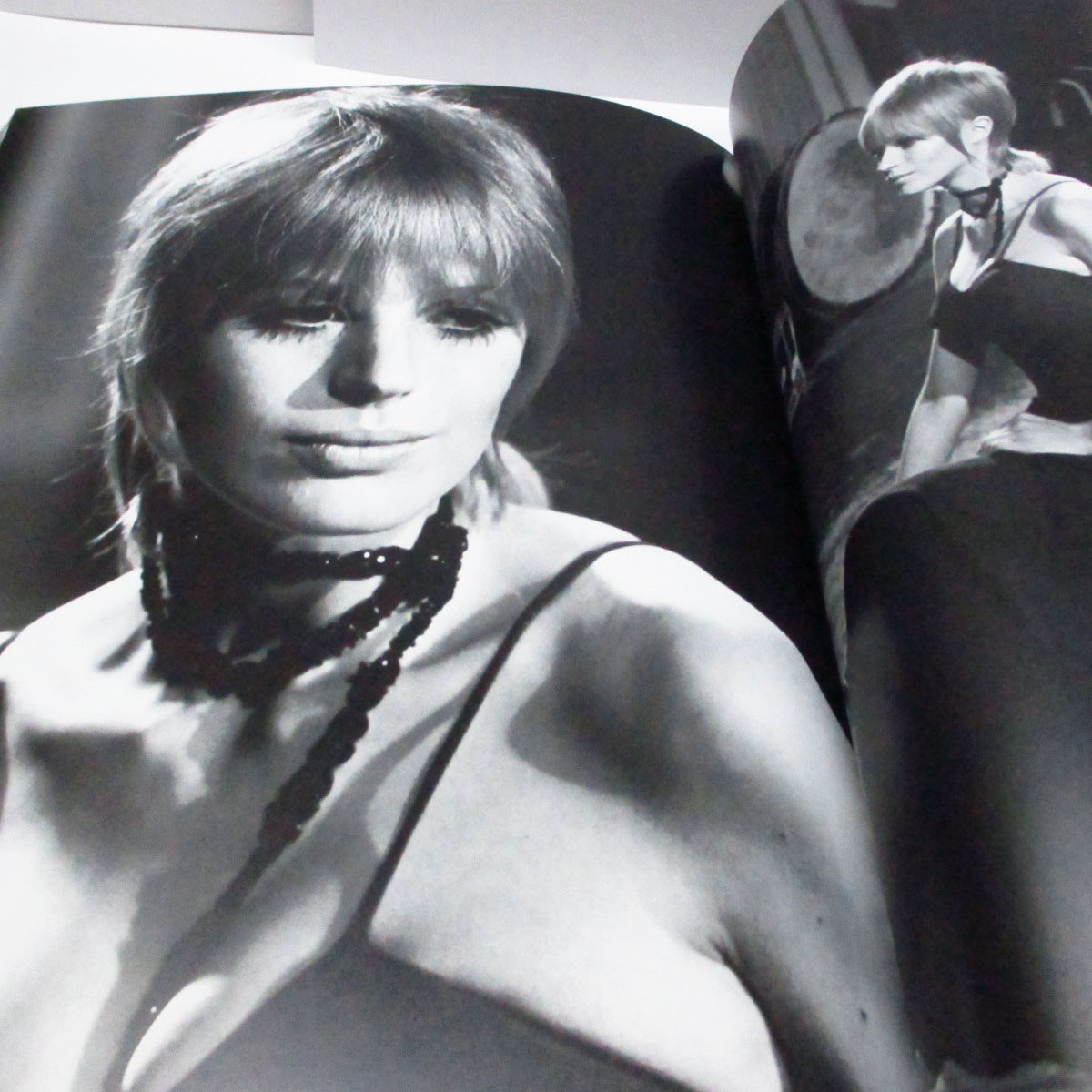 ROLLING STONES (Mick Randolph著) (ローリング・ストーンズ) - Rock And Roll Circus (UK Orig.Book)