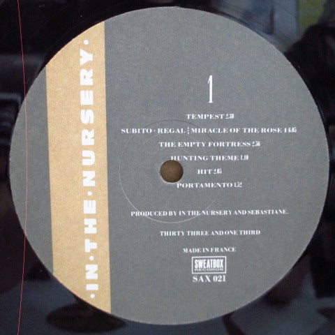 IN THE NURSERY (イン・ザ・ナーサリー) - Stormhorse (UK オリジナル LP+インナー/片面ダイカットジャケ)