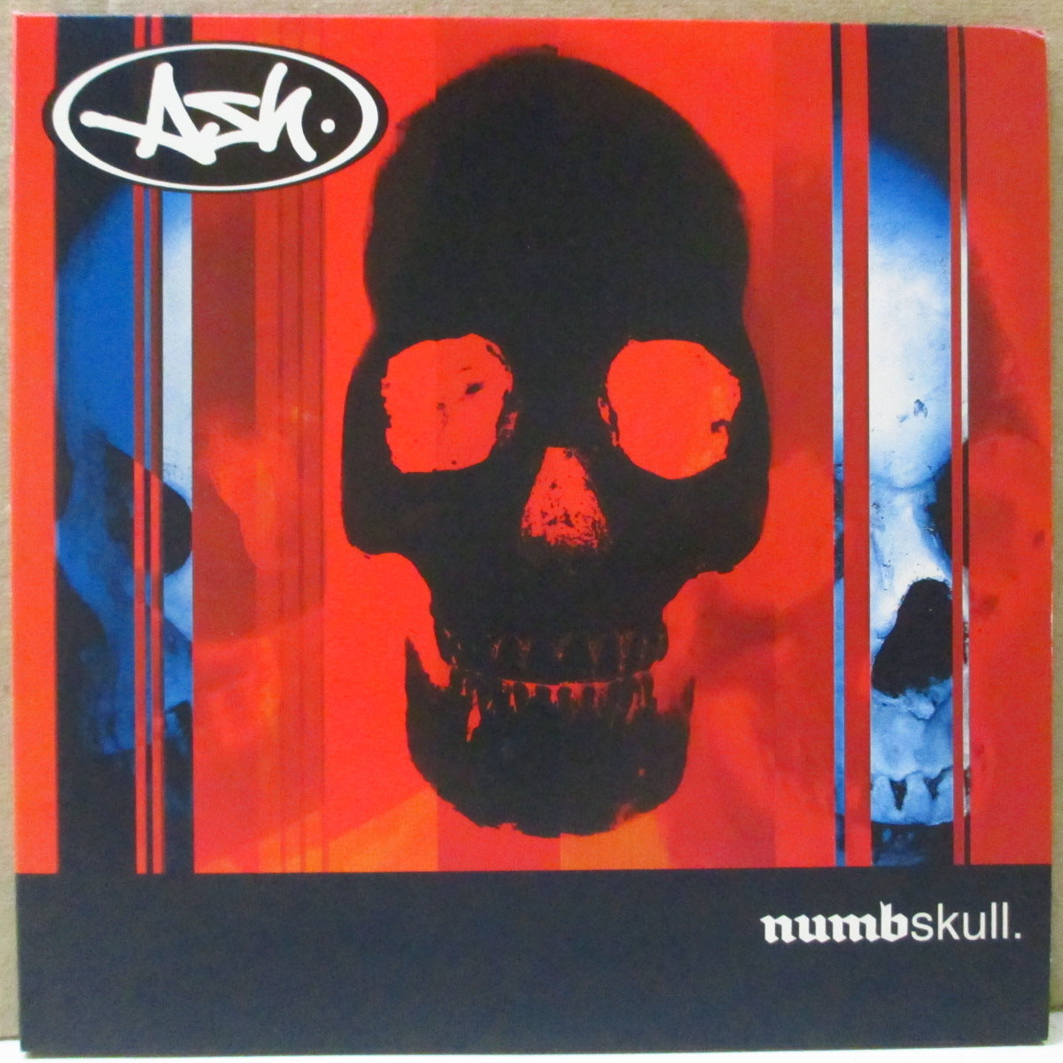 ASH (アッシュ) - Numbskull +3 (UK 5,000 Limited.2xRed Vinyl 7"/Numbered GS)