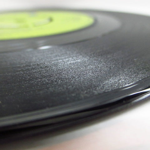 ALICE COOPER (アリス・クーパー) - School's Out / Gutter Cat (UK オリジナル 「ラウンドセンター」7")