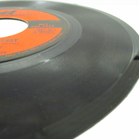 LIQUID SMOKE - Let Me Down Easy / Shelter Of Your Arms