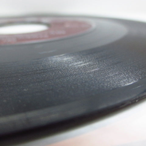 MAGNIFICENTS - Up On The Mountain (Orig)