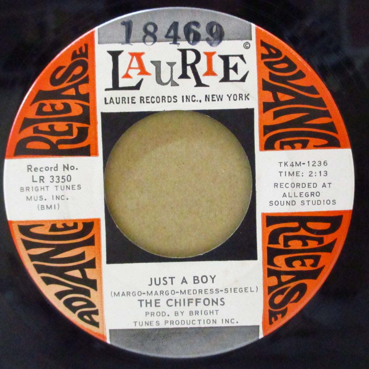 CHIFFONS (シフォンズ) - Out Of This World / Just A Boy (US Promo 7"+CS)