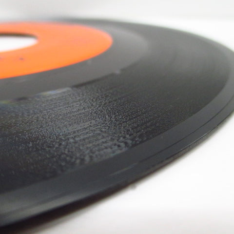 PAULA LAMONT (ポーラ・ラモント) - A Beatle Meets A Ladybug (Orig)