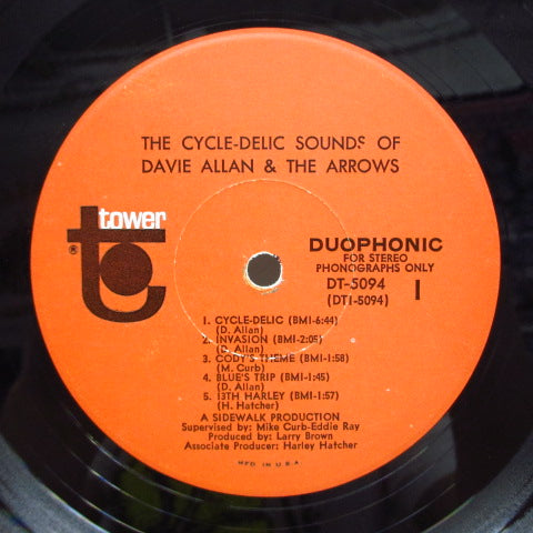 DAVIE ALLAN & THE ARROWS (デイヴィ・アラン&ジ・アロウズ) - Cycle-Delic Sound (US Orig.Stereo LP)