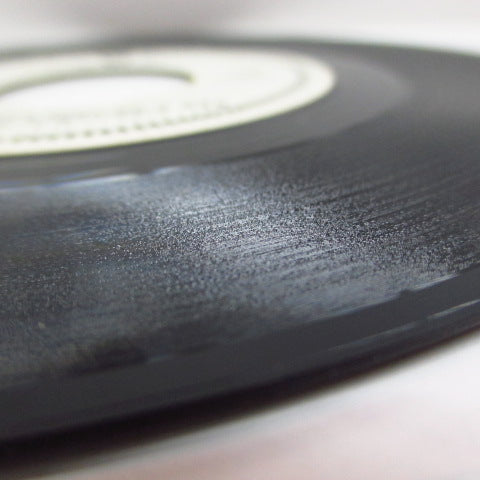 INVINCIBLES - Woman Is The Soul Of A Man (Promo)