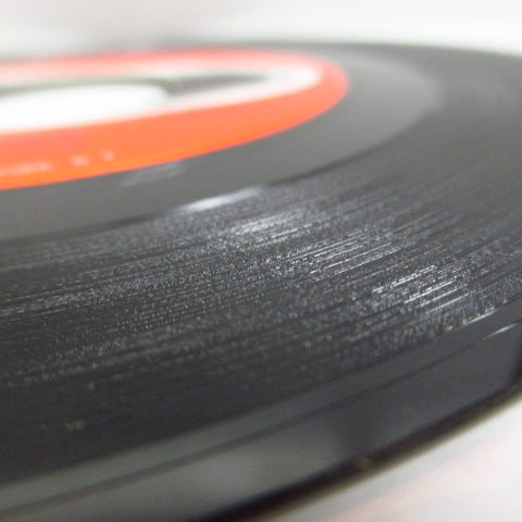 SHIRELLES - Doin' The Ronde (60's Reissue)