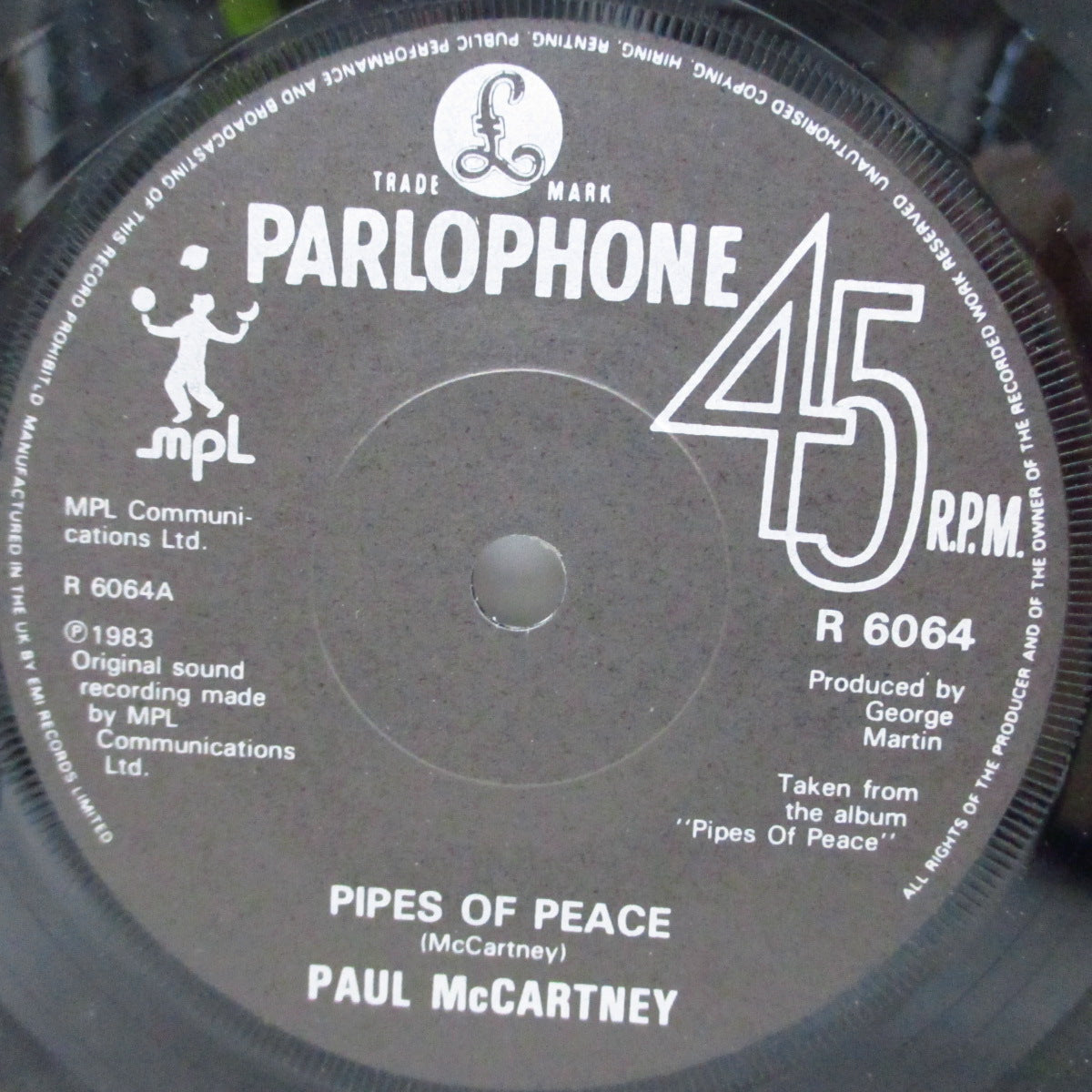 PAUL McCARTNEY (ポール・マッカートニー) - Pipes Of Peace (UK オリジナル「黒紙ラベ、フラットセンター」7"+光沢固紙ジャケ)