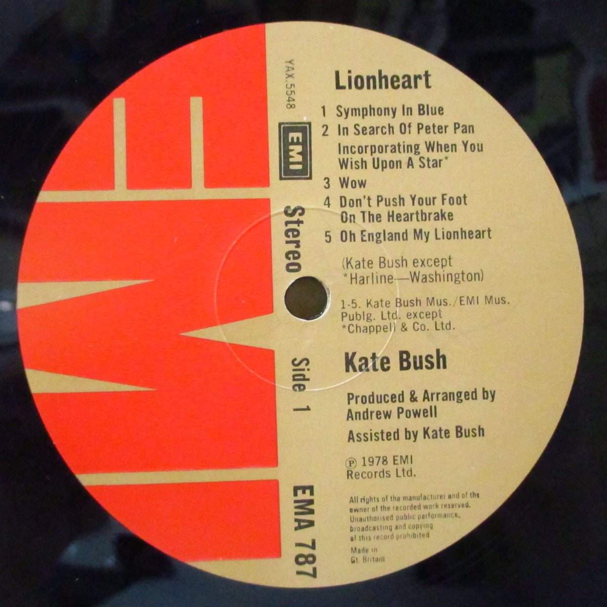 KATE BUSH (ケイト・ブッシュ) - Lionheart (UK オリジナル LP+インナー, エンボス見開きジャケ)