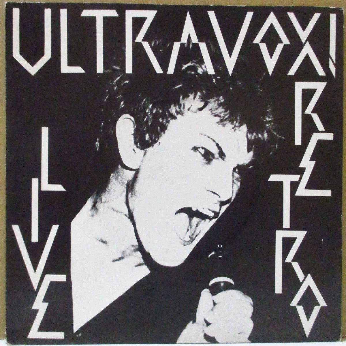 ULTRAVOX (ウルトラヴォックス) - Retro Live (UK オリジナル「ラウンドセンター」 7インチ+裏面にDelga  Press表記あり光沢固紙ジャケ)