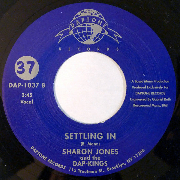 SHARON JONES & THE DAP-KINGS (シャロン・ジョーンズ & ダップキングス) - 100 Days, 100 Nights (US 限定 7"/New) クロスオーヴァーFUNKど名曲!