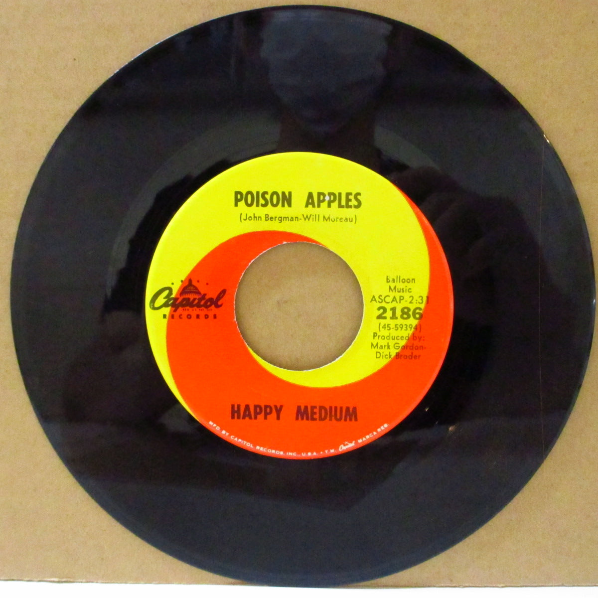 HAPPY MEDIUM (ハッピー・メディウム)  - Poison Apples (US '68 オリジナル7インチ)ラヴィン・スプーンフル調の陽気なフォーキー・ジャグ・ポップ