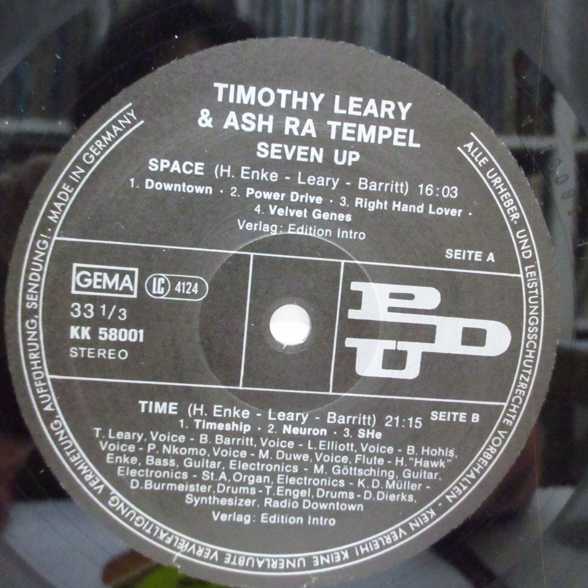 TIMOTHY LEARY & Ash Ra Tempel  (ティモシー・リアリー & アシュ・ラ・テンペル)  - Seven Up (German '82「PDU社」再発 LP /表面コーティングジャケ)