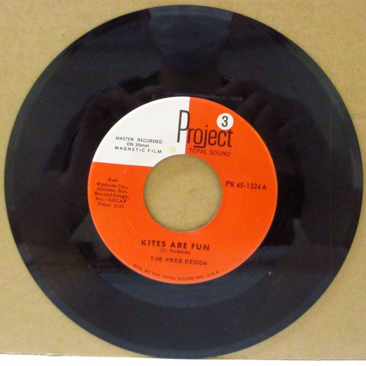 FREE DESIGN, THE (ザ・フリー・デザイン)  - Kites Are Fun / The Proper Ornaments (US '67 オリジナル7インチ)両面サンシャインポップ名曲！