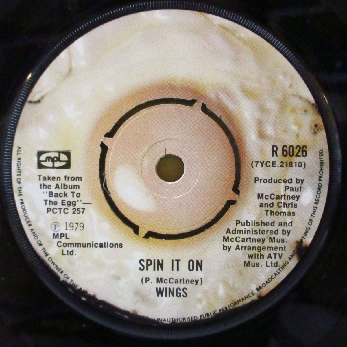 PAUL McCARTNEY & WINGS (ポール・マッカートニー & ウイングス)  - Old Siam, Sir (UK '79 オリジナル「カスタム・ラベ・ラウンドセンター」7インチ+ダイカット黒スリーブ)