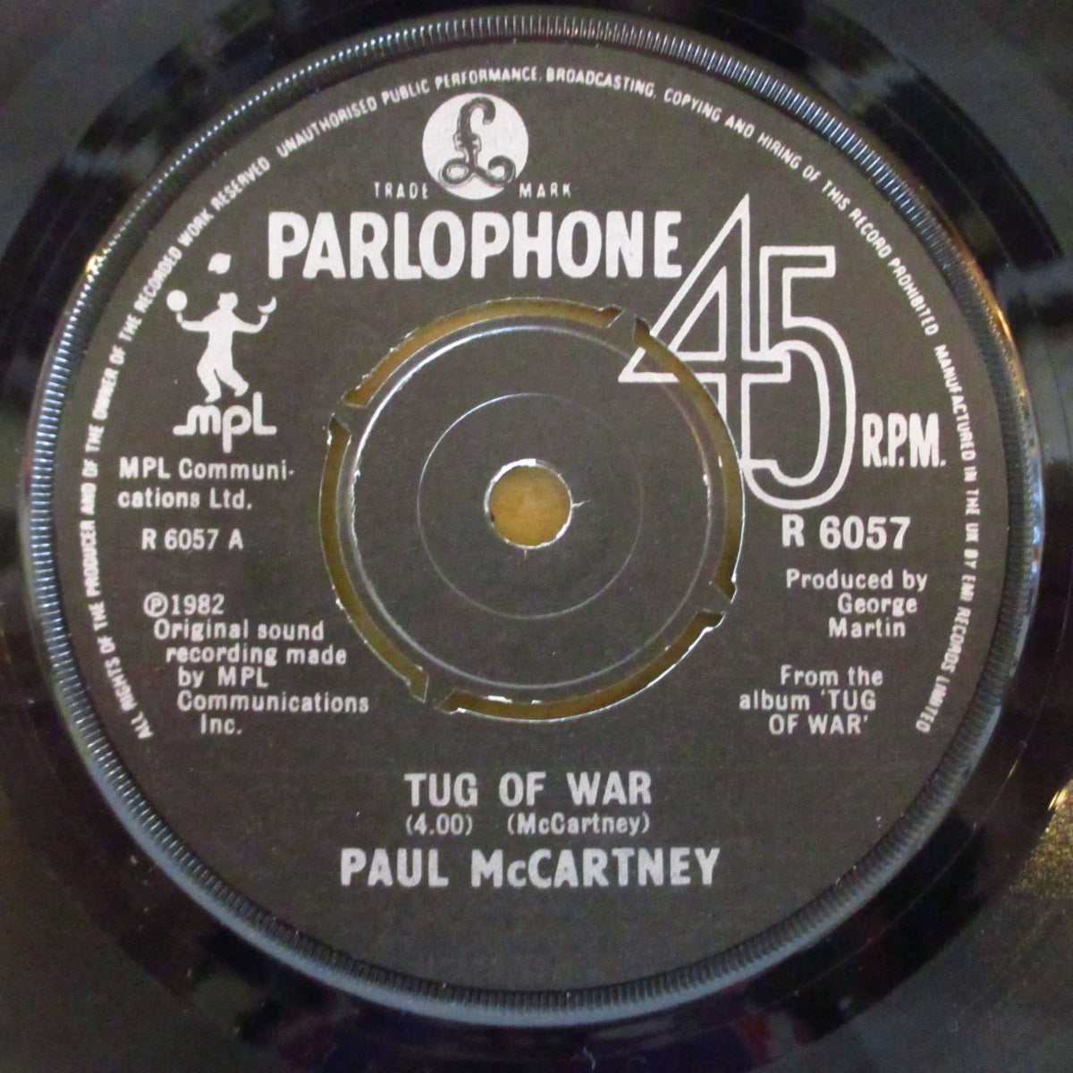 PAUL McCARTNEY (ポール・マッカートニー)  - Tug Of War / Get It (UK '82 UK オリジナル 7インチ+光沢固紙ジャケ)