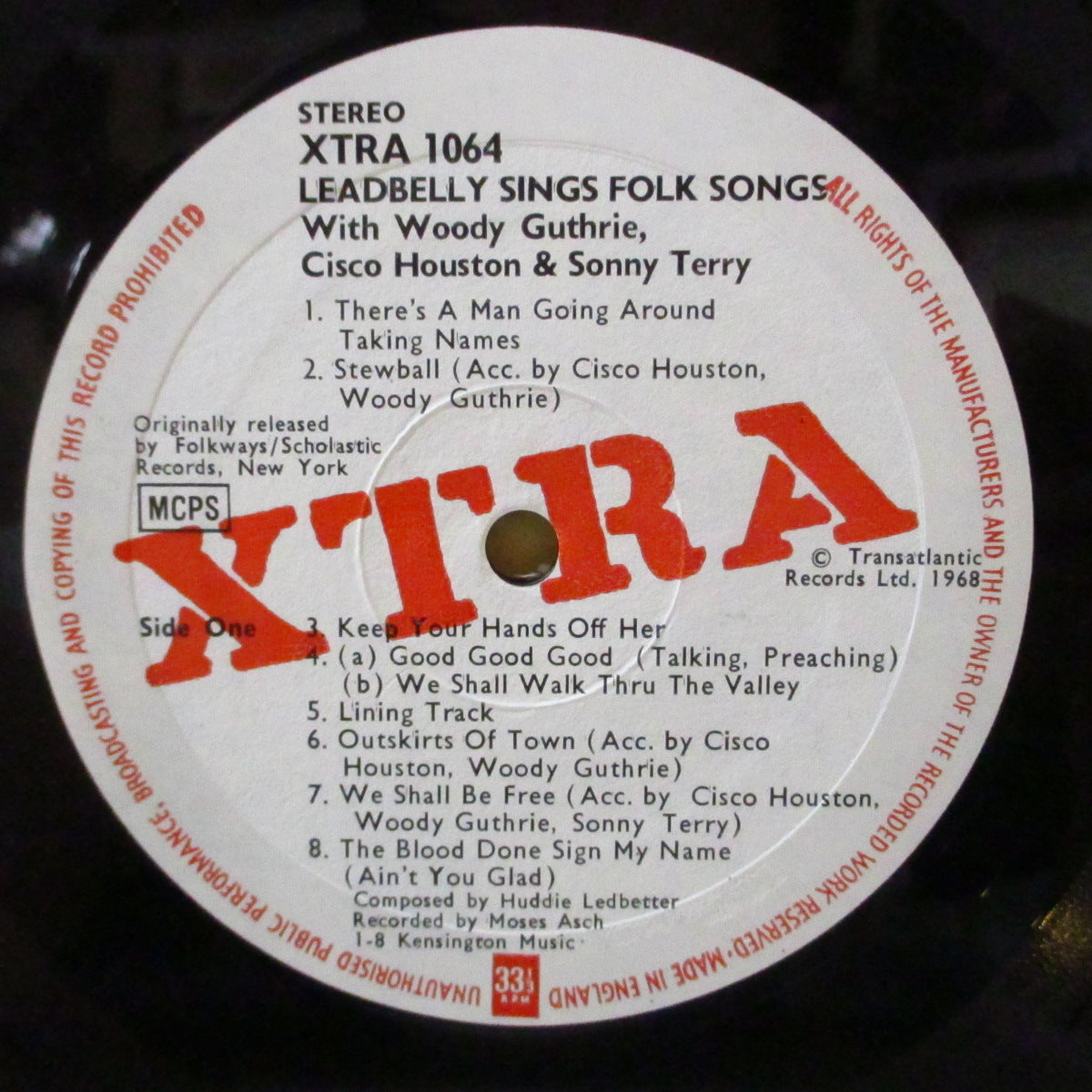 LEADBELLY (レッドベリー)  - Sings Folk Songs (UK '68 再発 擬似ステレオ LP)'40年代録音16曲、英別ジャケ再発。近年稀な美品