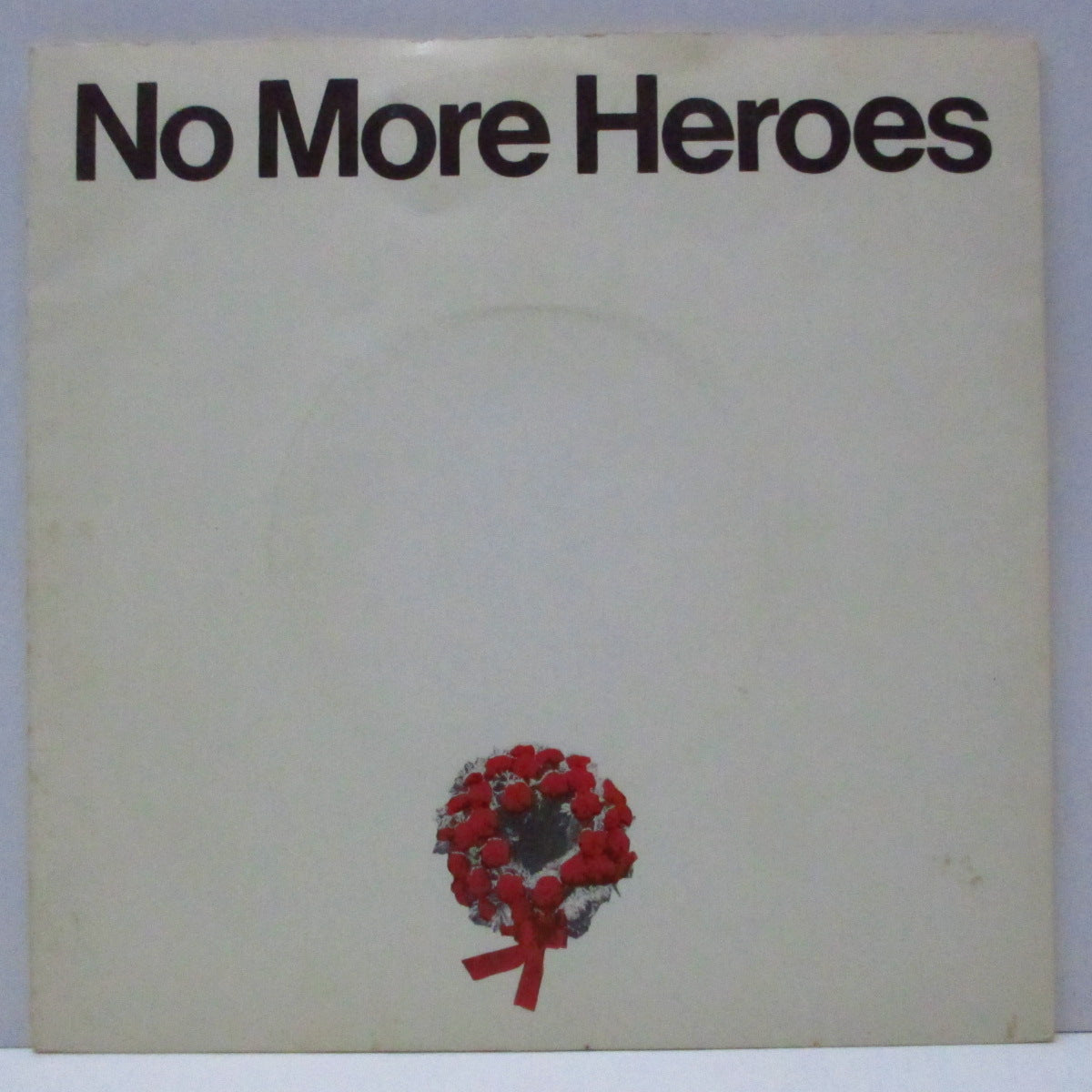 STRANGLERS, THE (ストラングラーズ )  - No More Heroes (UK 「初回オリジナル花輪ラベ」ラウンドセンター 7"/光沢紙固紙折り返ジャケ)