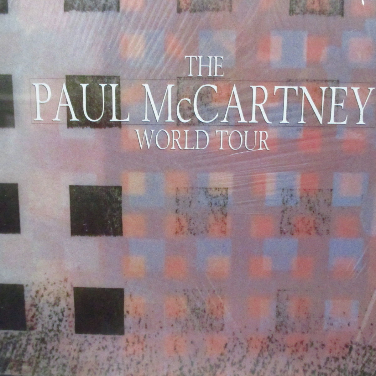 PAUL McCARTNEY (ポール・マッカートニー)  - The Paul McCartney World Tour Program (Worlwide 公式「ツアーパンフレット」 「廃盤 New」  )