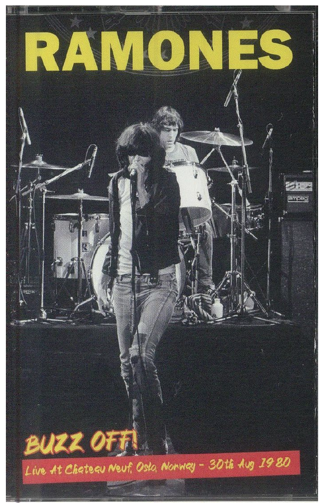 RAMONES (ラモーンズ)  - Buzz Off! Live Al Chateau Neuf, Oslo, Norvegia 1980 (UK 限定プレス カセット/ New） レア！ノルウェーでの初ライブ音源！