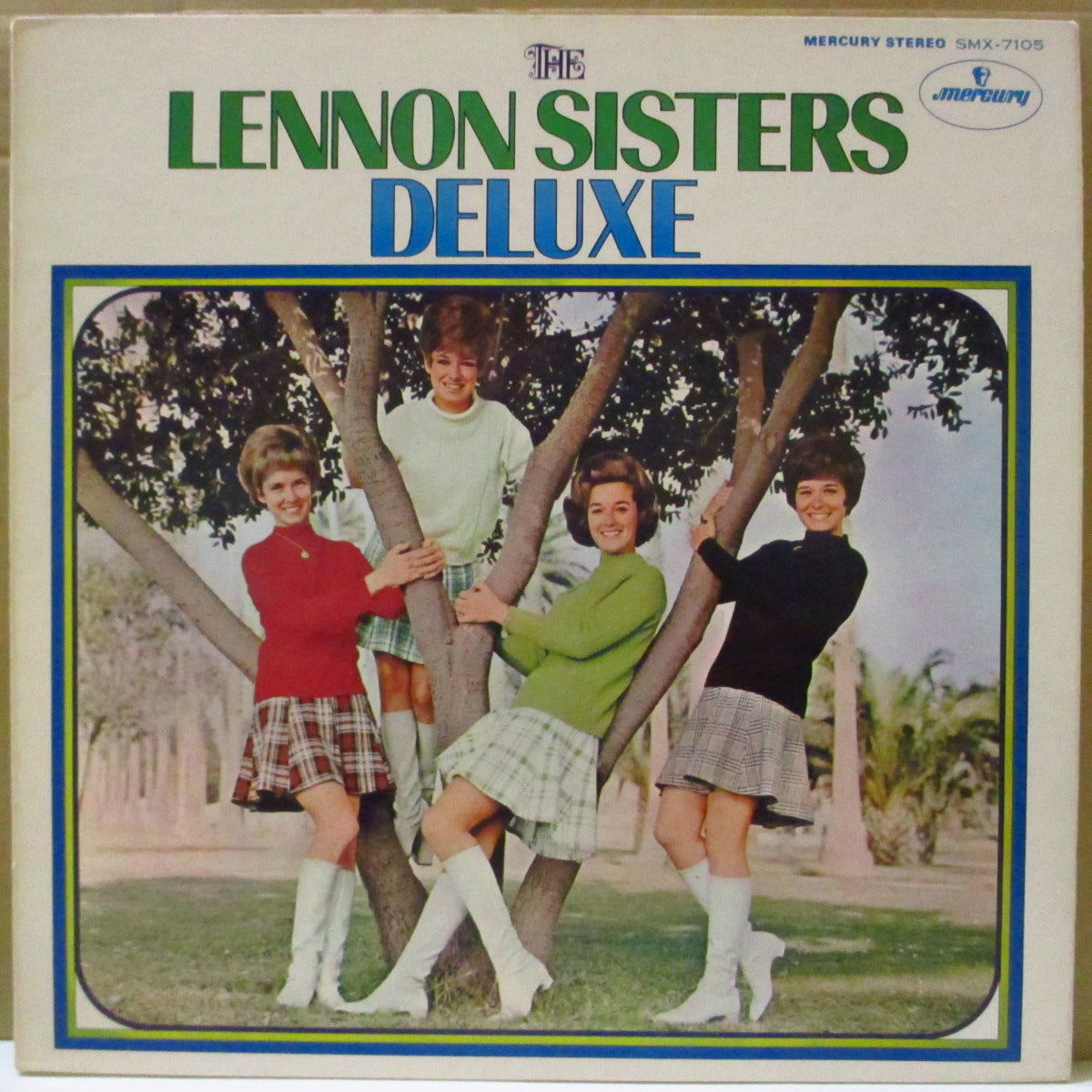 LENNON SISTERS, THE (ザ・レノン・シスターズ)  - Deluxe：デラックス (日本 60's オリジナル・ステレオLP/見開きジャケ）米姉妹グループ、日本独自編集コンピ。