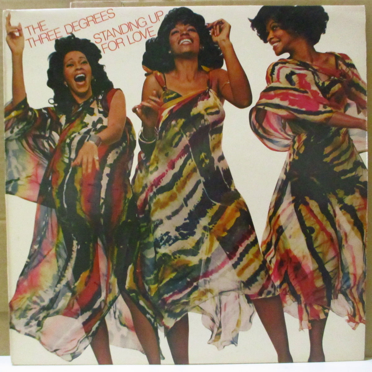 THREE DEGREES, THE (ザ・スリー・ディグリーズ)  - Standing Up For Love (UK '77 オリジナル・ステレオ LP)LPは未再発化。