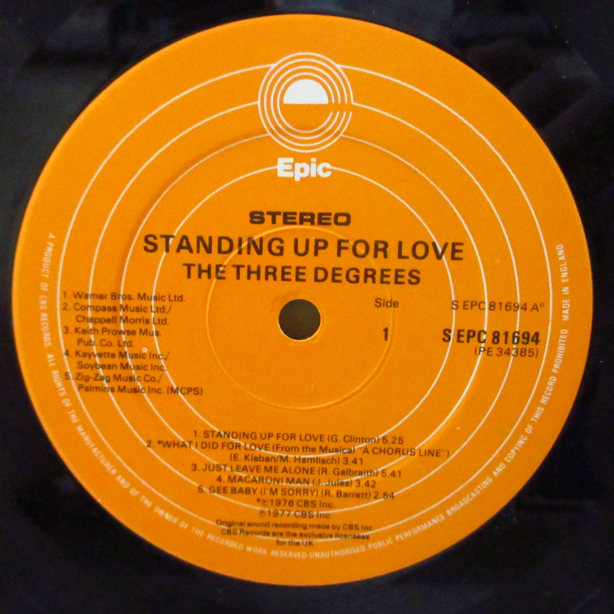 THREE DEGREES, THE (ザ・スリー・ディグリーズ)  - Standing Up For Love (UK '77 オリジナル・ステレオ LP)LPは未再発化。