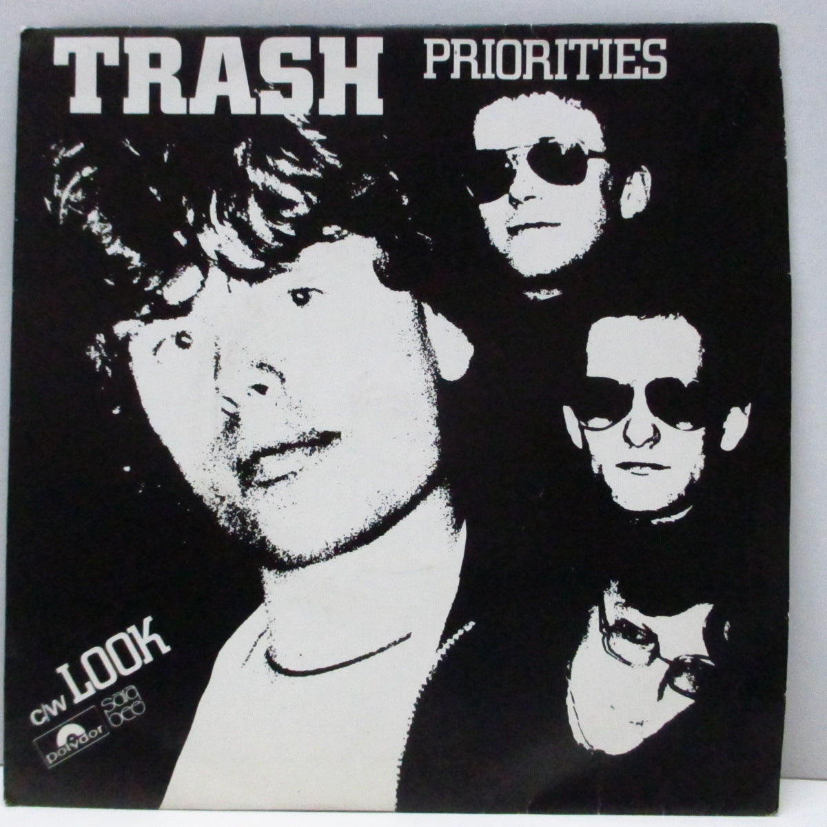 TRASH (トラッシュ)  - Priorities / Look (UK オリジナル 7"/光沢固紙折り返しジャケ) '77年デビューシングル！