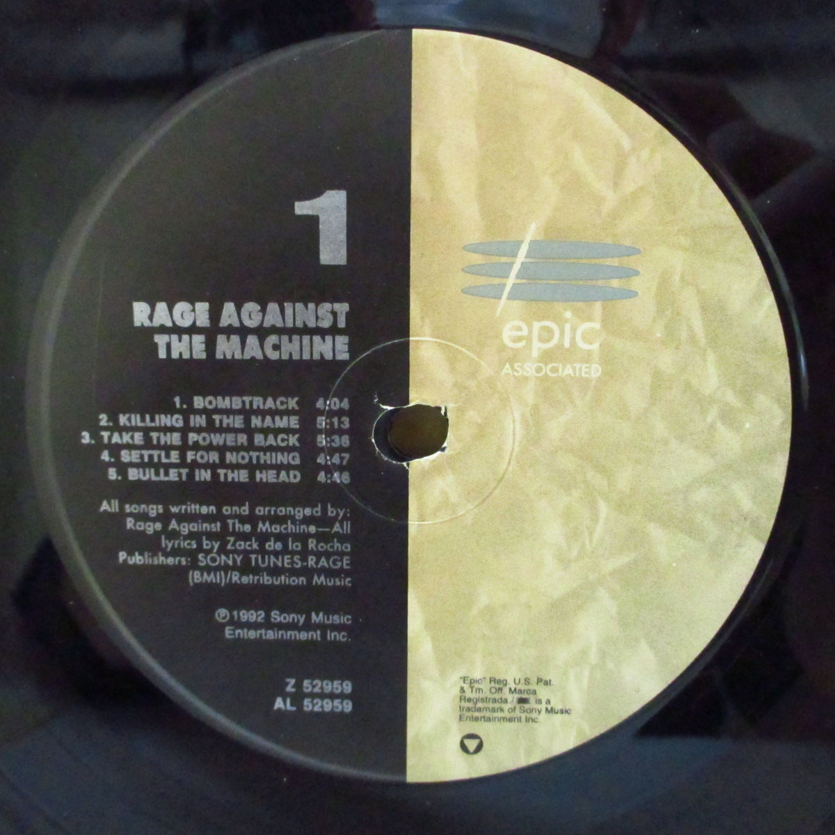 RAGE AGAINST THE MACHINE (レイジ・アゲインスト・ザ・マシーン