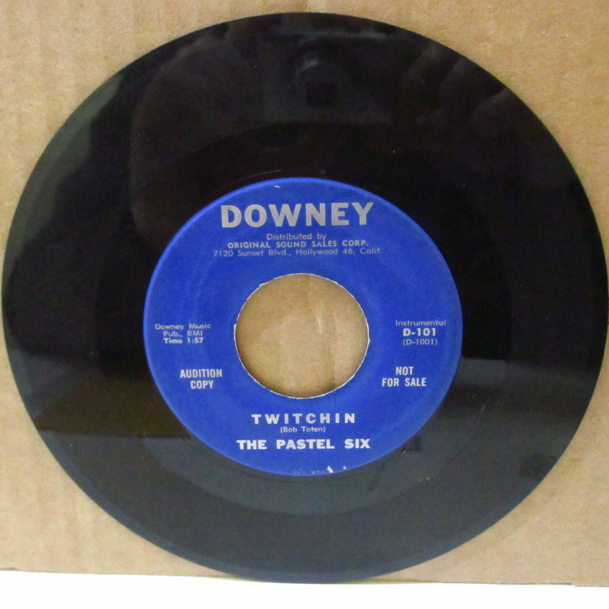 PASTEL SIX (パステル・シックス)  - Twitchin / Wimo Stomp (US '62 プロモ・クレジット・ラベ 7インチ)ロッキン・サーフ・ティティシェイク！