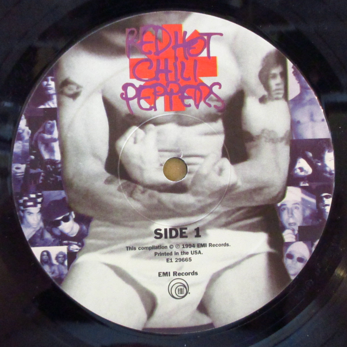 RED HOT CHILI PEPPERS (レッド・ホット・チリ・ペッパーズ)  - Out In L.A. (US オリジナル LP+インナー) '94年コンピレーション