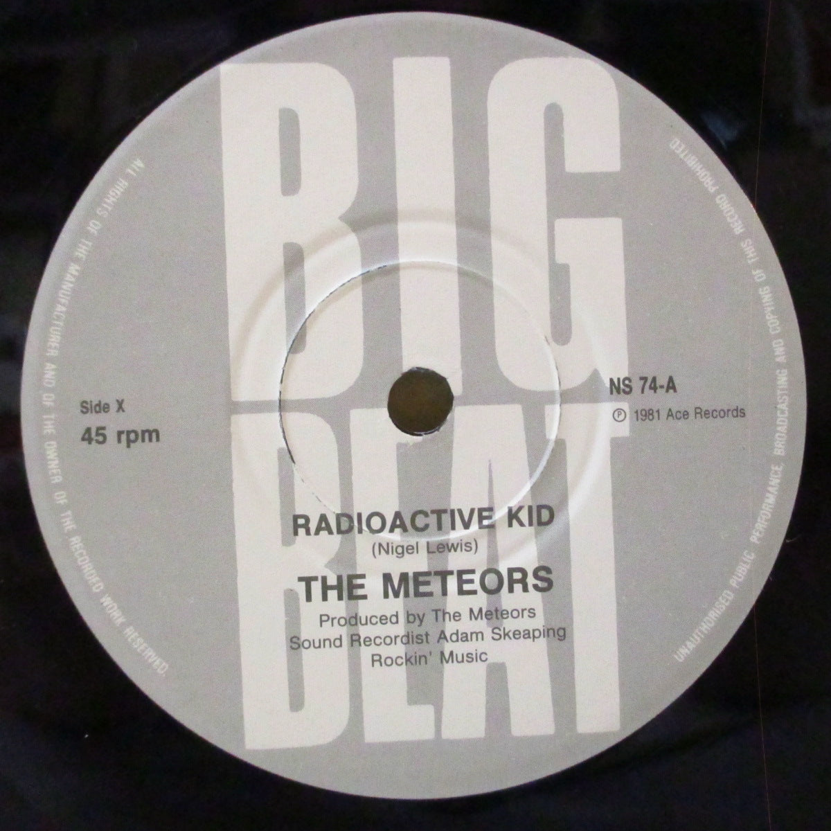 METEORS (メテオス) - Radioactive Kid (UK '81 「Big Beat」再発・ミスプレス 7インチ+マットジャケ)