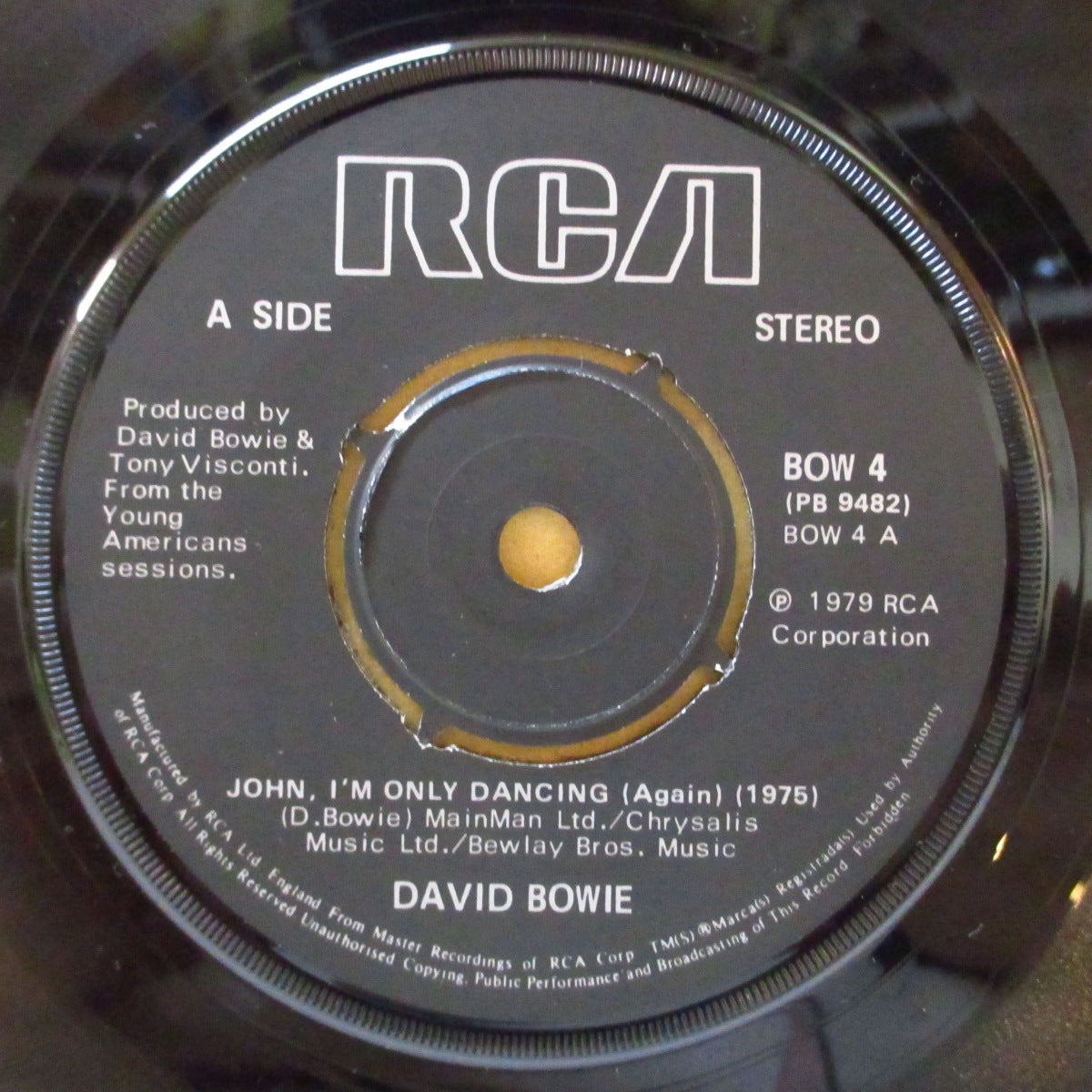 DAVID BOWIE (デヴィッド・ボウイ)  - John, I'm Only Dancing - Again - 1975 (UK '79 オリジナル「ラウンドセンター」 7インチ+光沢固紙ジャケ)