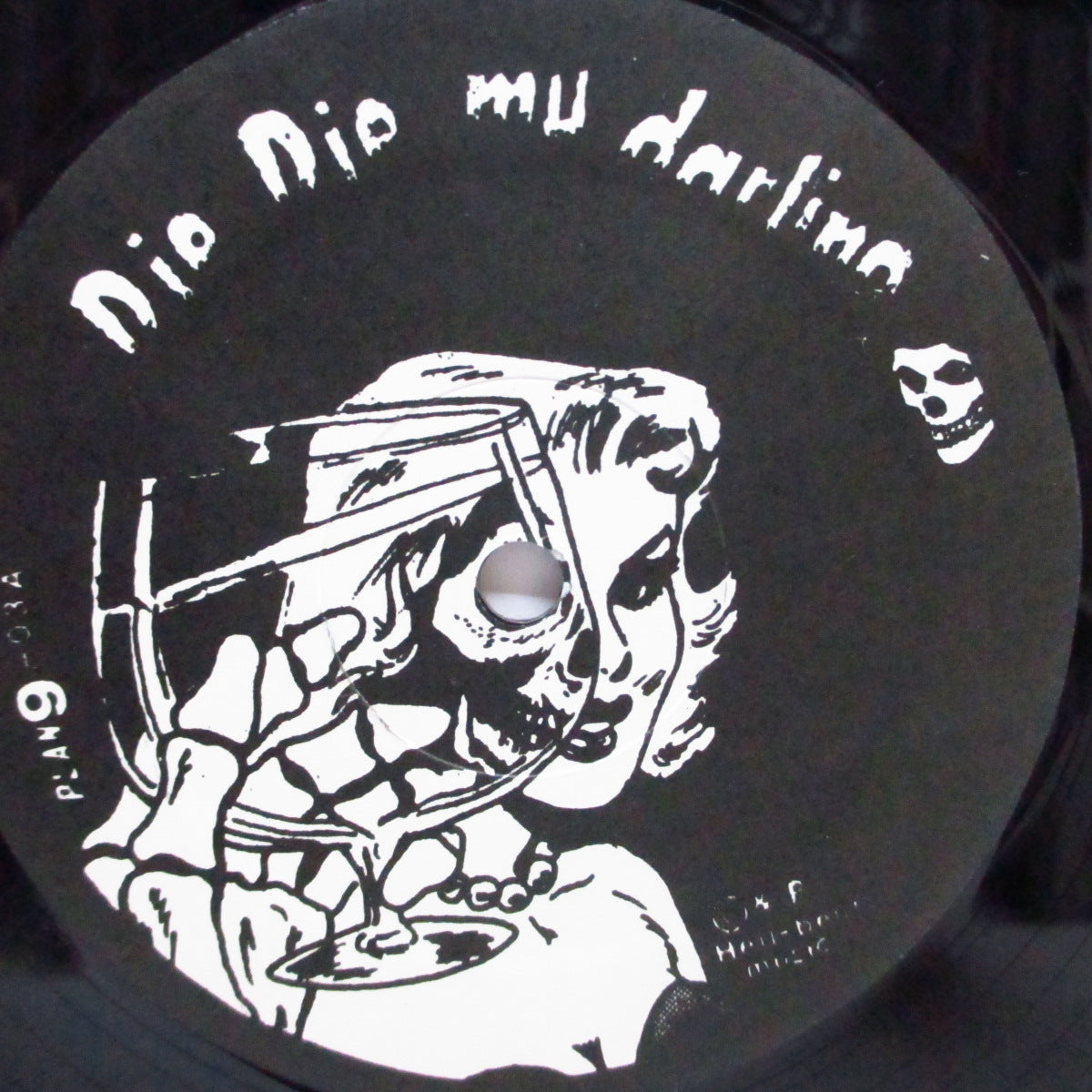 MISFITS (ミスフィッツ) - Die Die My Darling (US '86 正規再発「黒盤