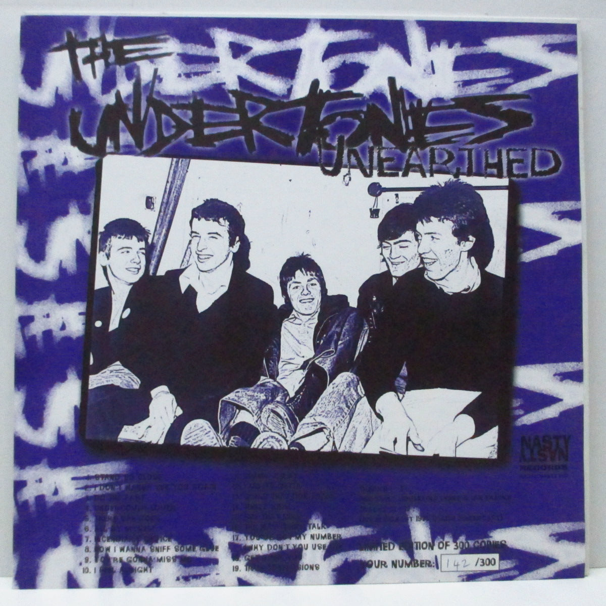UNDERTONES, THE (ジ・アンダートーンズ)  - Unearthed (UK 300枚限定ナンバリング入り LP) レアな未発表デモ＆ライブ !