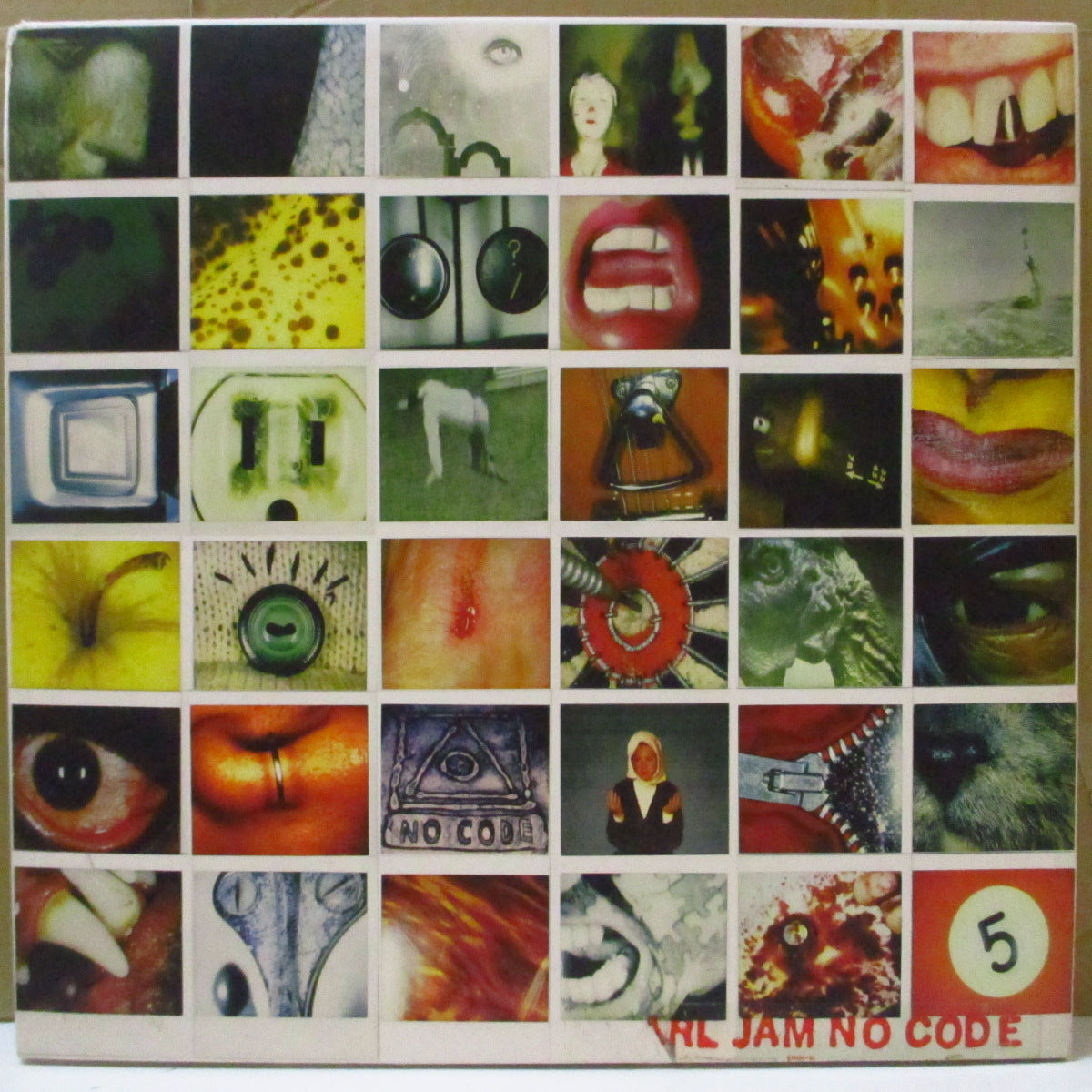 PEARL JAM (パール・ジャム)  - No Code (US オリジナル LP+ソフト紙インナー, "C"固紙インサートセット/レアステッカー付き光沢4面見開きジャケ) '96年4thアルバム