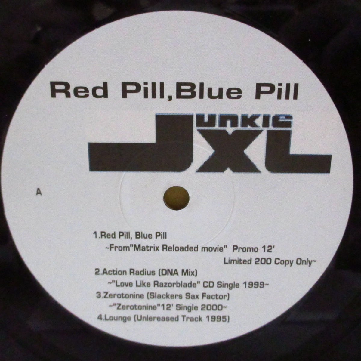 JUNKIE XL (ジャンキーXL)  - Red Pill, Blue Pill (EU 限定 LP/レアステッカー付きダイカットスリーブ) レア音源コンピレーション
