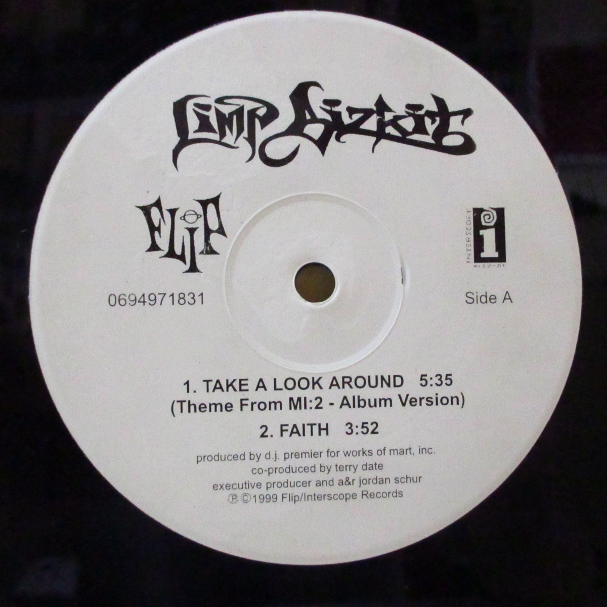 LIMP BIZKIT (リンプ・ビズキット)  - Take A Look Around +2 (UK '99 オリジナル3曲入り 12インチ/ダイカット・ジャケ)