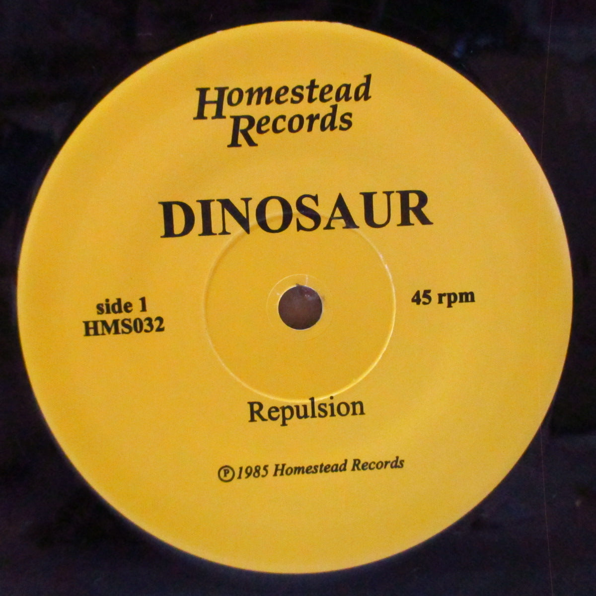 DINOSAUR (ダイナソーJr.) - Repulsion (US '88 再発「両面黒ロゴ・黄ラベ 」7インチ+光沢ソフト紙ジャケ)