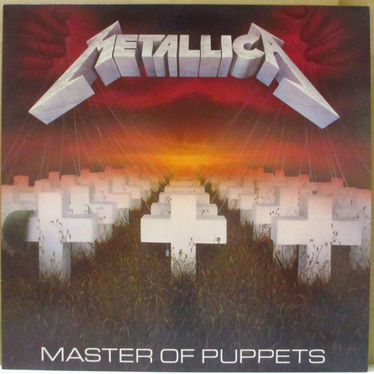 METALLICA (メタリカ)  - Master Of Puppets (US オリジナル「黒&赤ラベ」 LP+インナー/バーコードあり光沢ジャケ) '86年3rdアルバム