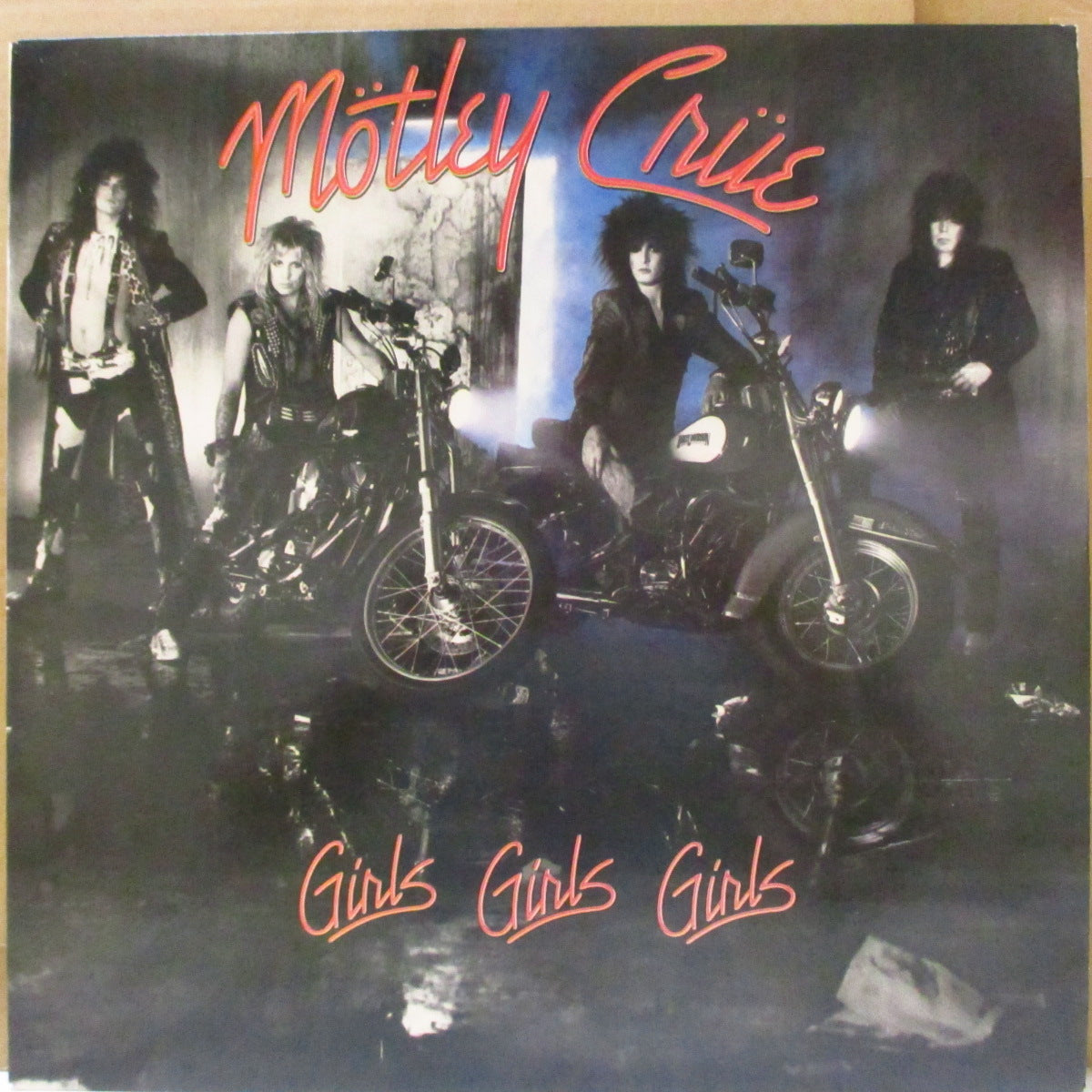 MOTLEY CRUE (モトリー・クルー)  - Girls, Girls, Girls (US オリジナル「黒&赤ラベ」 LP+ソフト紙インナー) '87年4thアルバム