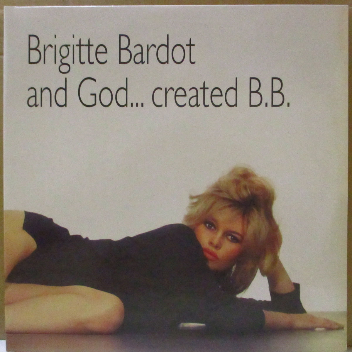 BRIGITTE BARDOT (ブリジット・バルドー)  - And God..Created B.B. (イタリア '03 限定再発 LP/見開きジャケ) 60's初期ベスト全13曲。