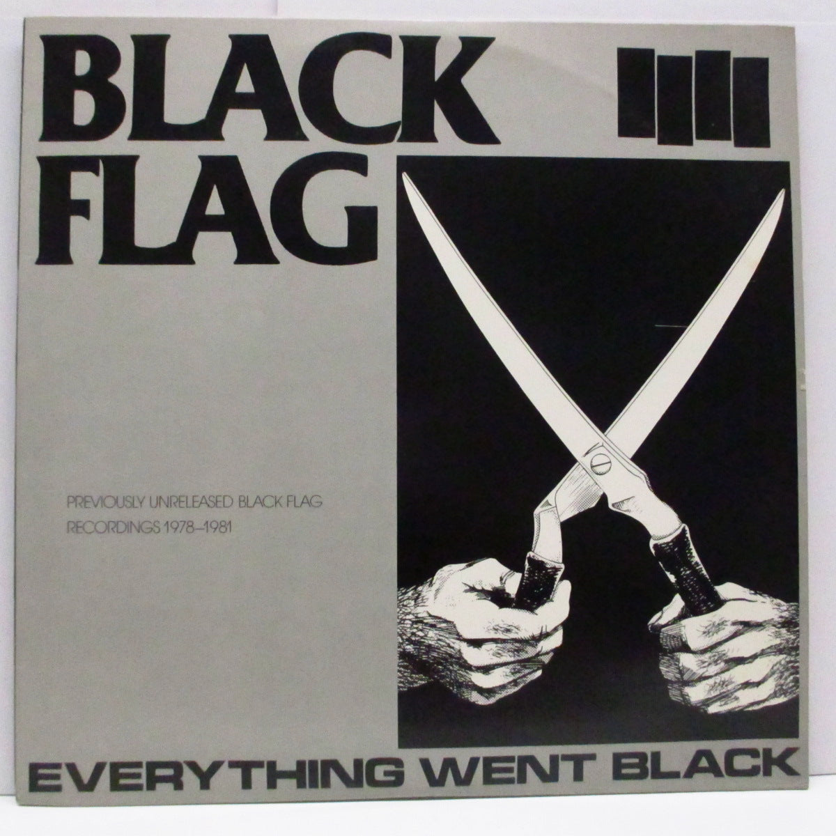 BLACK FLAG (ブラック・フラッグ)  - Everything Went Black (US 90's 再発「黒盤」2xLP/バンドロゴ＆バーコード有ジャケ) 初期未発表曲集 !
